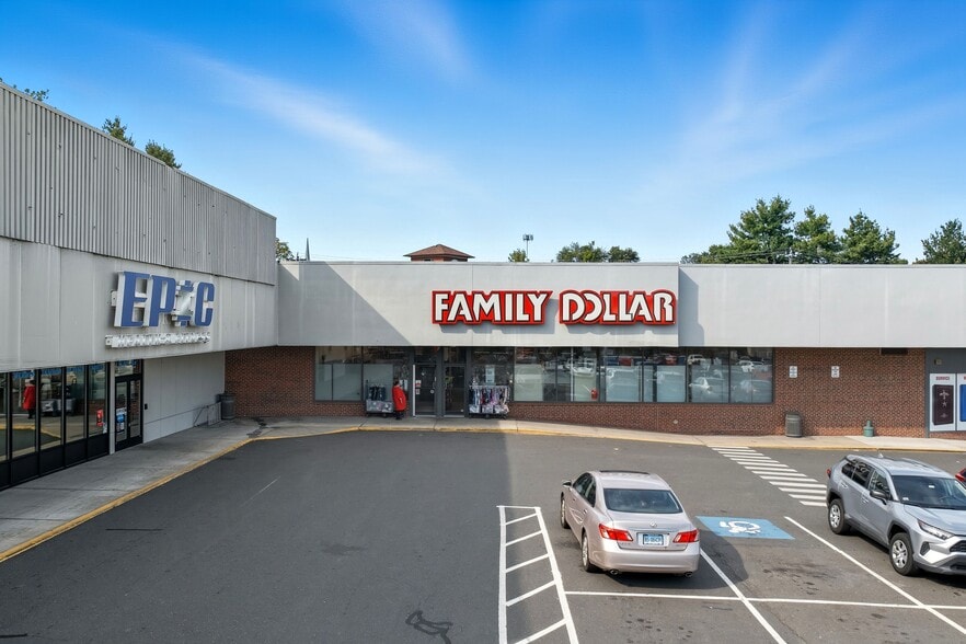 More Photos Of 18-20 Main St, Windsor Locks General Retail For Lease