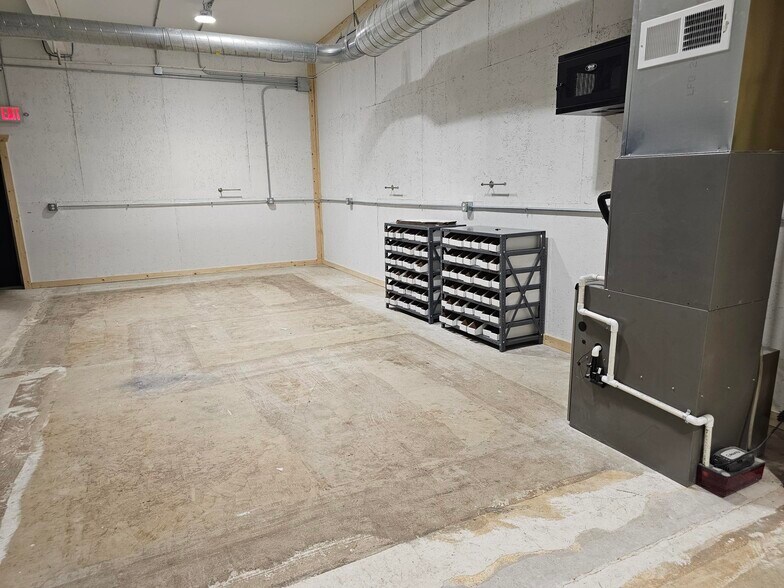 More Photos Of 321 W Clifton St, Tomah General Retail For Sale