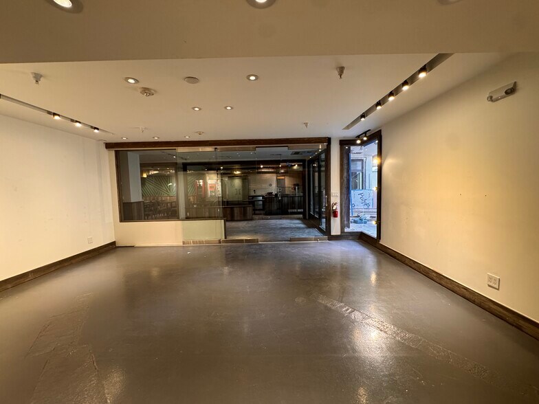 More Photos Of 520 E Cooper Ave, Aspen Office For Lease