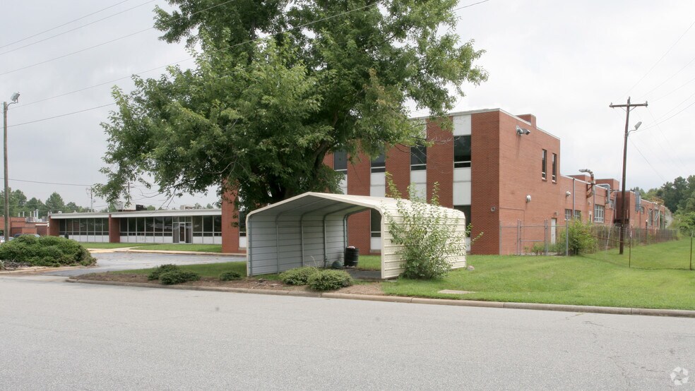 More Photos Of 2147 Brevard Rd, High Point Manufacturing For Sale