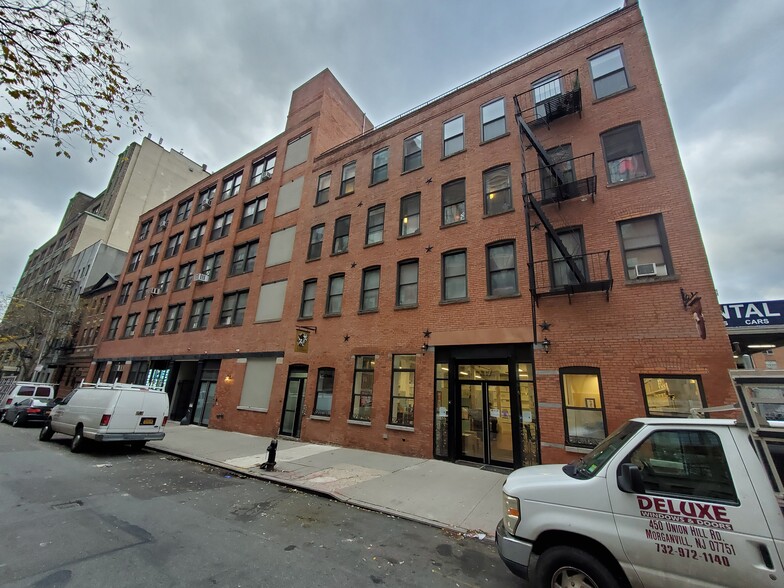 Primary Photo Of 517-525 W 45th St, New York Apartments For Lease