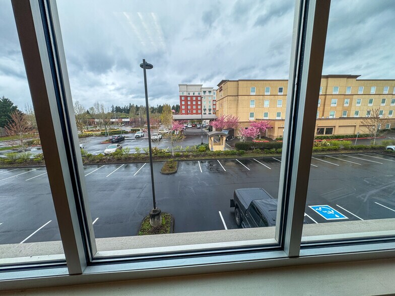 More Photos Of 3479 NE John Olsen Ave, Hillsboro Flex For Lease