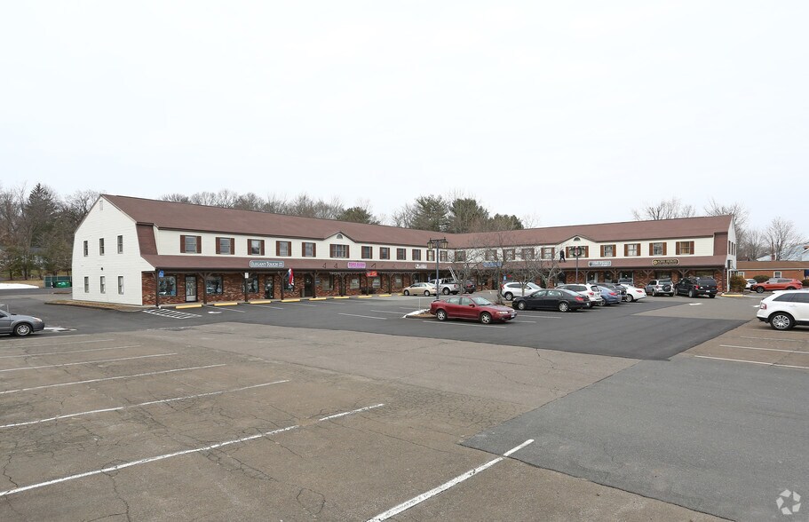More Photos Of 1085-1113 S Main St, Cheshire, Ct, Cheshire Storefront Retail Office For Lease