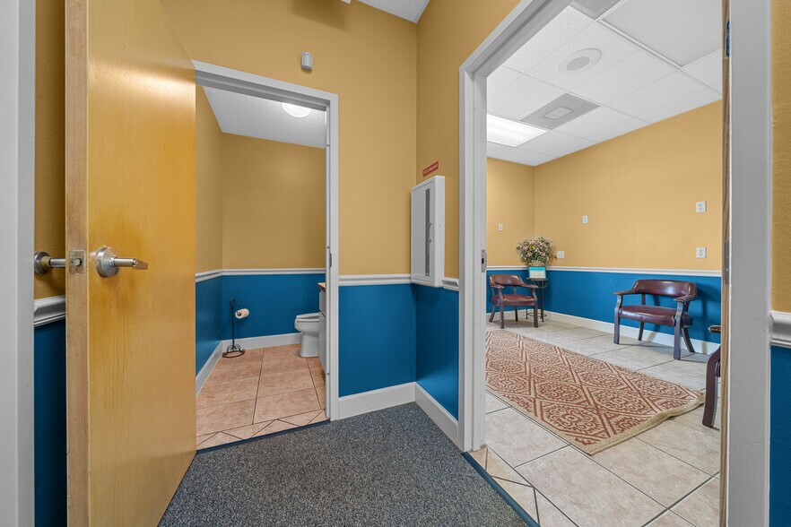 More Photos Of 5925 SE Abshier Blvd, Belleview Medical For Sale