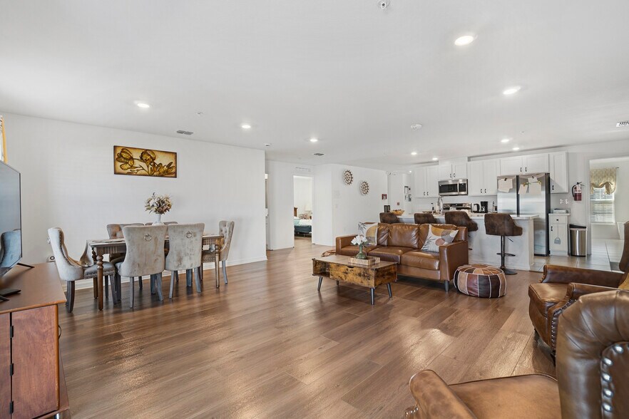 More Photos Of Licensed 6 Bed ALF, Ocala Healthcare For Sale