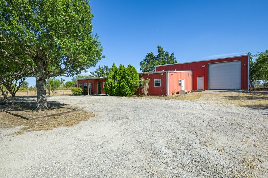 More Photos Of 400 Windy Hill School Rd, Georgetown Flex For Sale