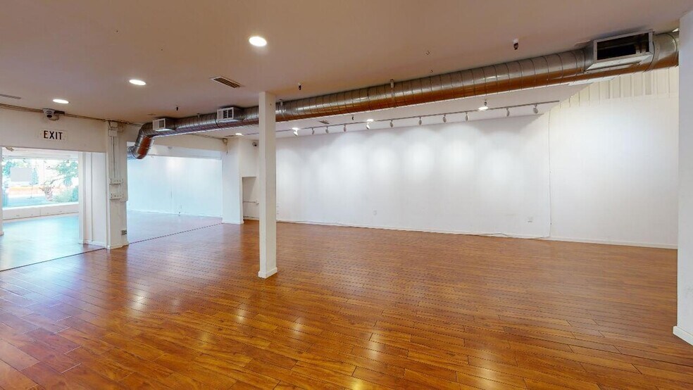 More Photos Of 425-429 California Ave, Palo Alto Storefront For Lease