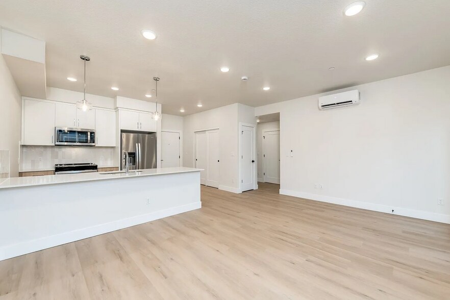 More Photos Of 4060 N Montana Ave, Portland Apartments For Sale