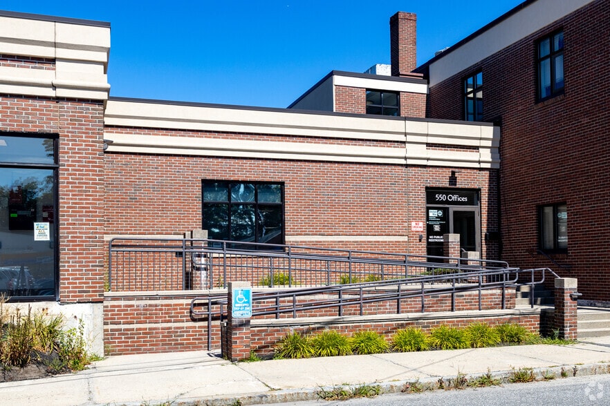 Primary Photo Of 550 Forest Ave, Portland Office For Lease