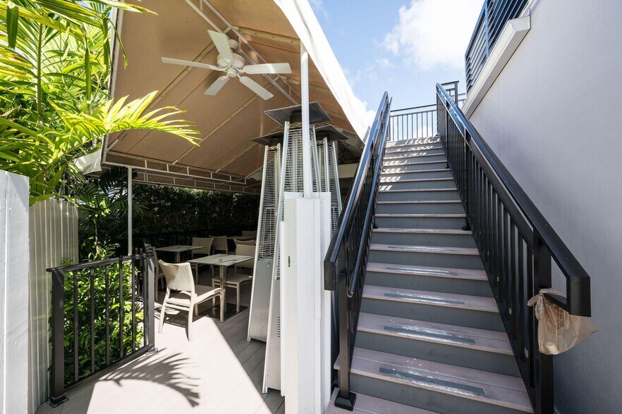 More Photos Of 532 Margaret St, Key West Restaurant For Sale
