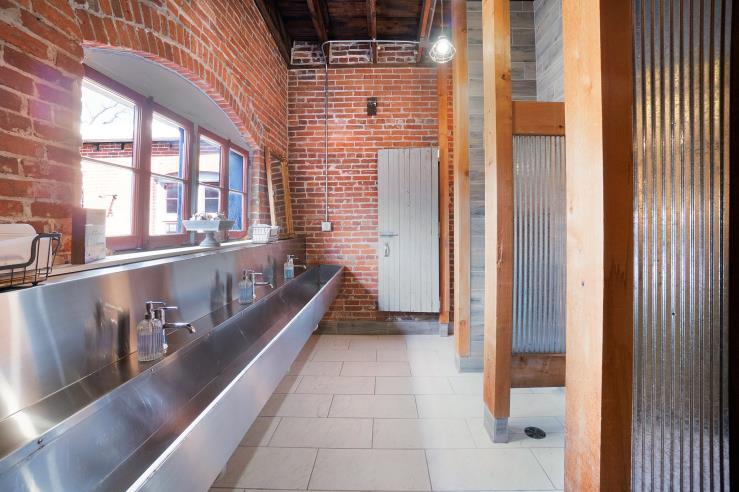 More Photos Of 108 Busch Ave, Washington Freestanding For Sale