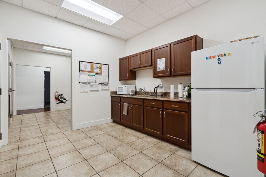 More Photos Of , Longwood Office For Sale