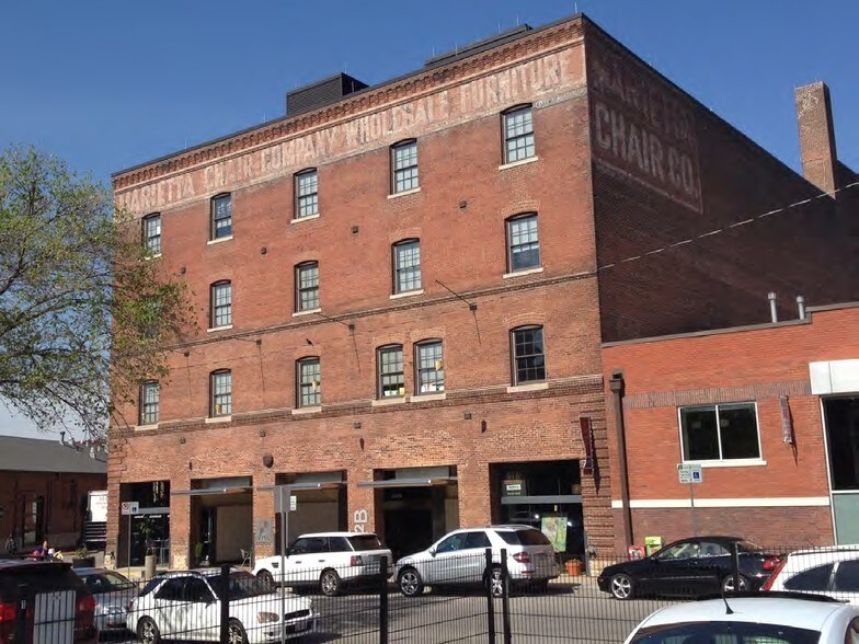 More Photos Of 2020 Baltimore Ave, Kansas City Office For Lease