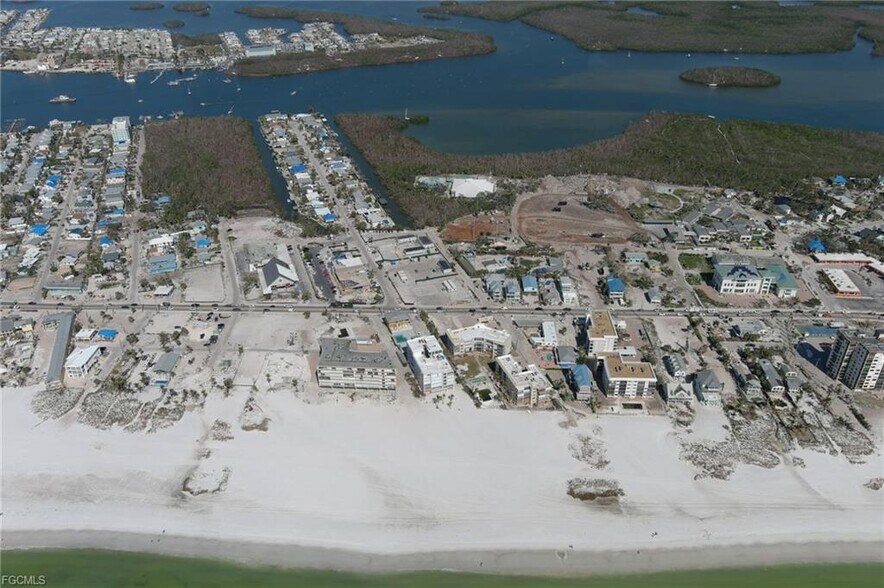 More Photos Of 81 Mango St, Fort Myers Beach Land For Sale