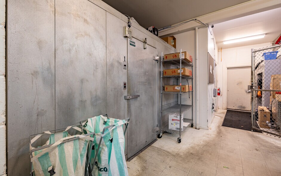 More Photos Of 1651 8th St, Cody Restaurant For Sale