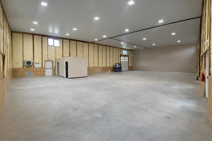 More Photos Of 689-699 Horsepond Rd, Dover Warehouse For Lease