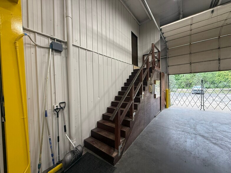 More Photos Of 12463 Cleveland St, Nunica Industrial For Sale