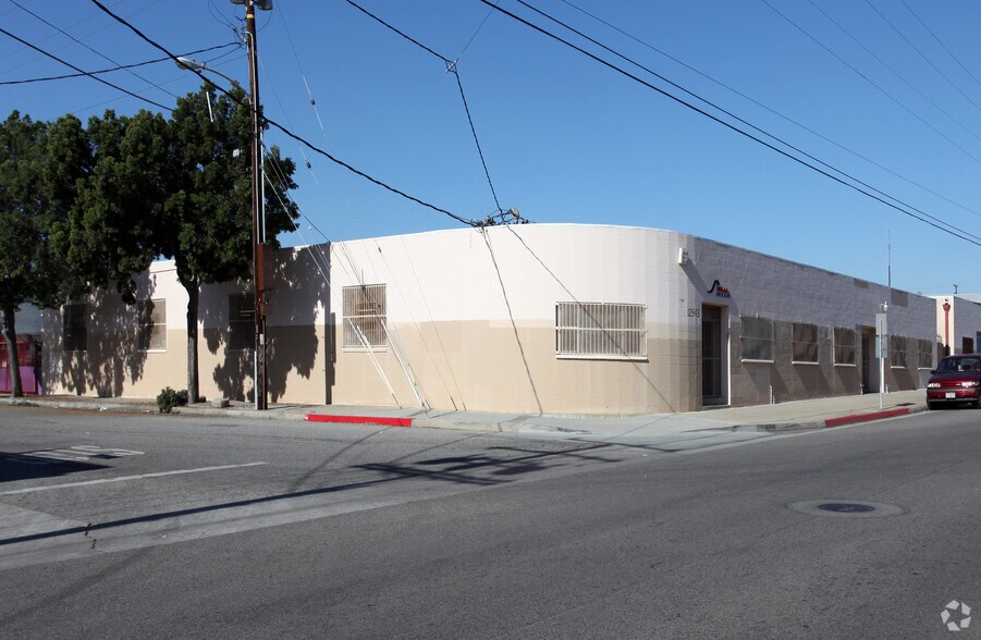 More Photos Of 12923-12943 S Budlong Ave, Gardena Manufacturing For Lease