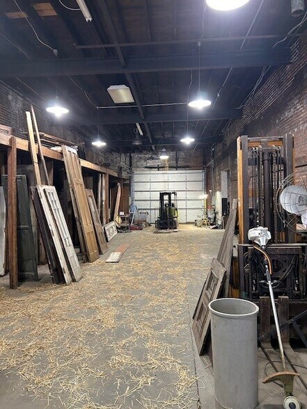 More Photos Of 2701-2729 Lafayette Ave, Saint Louis General Retail For Sale