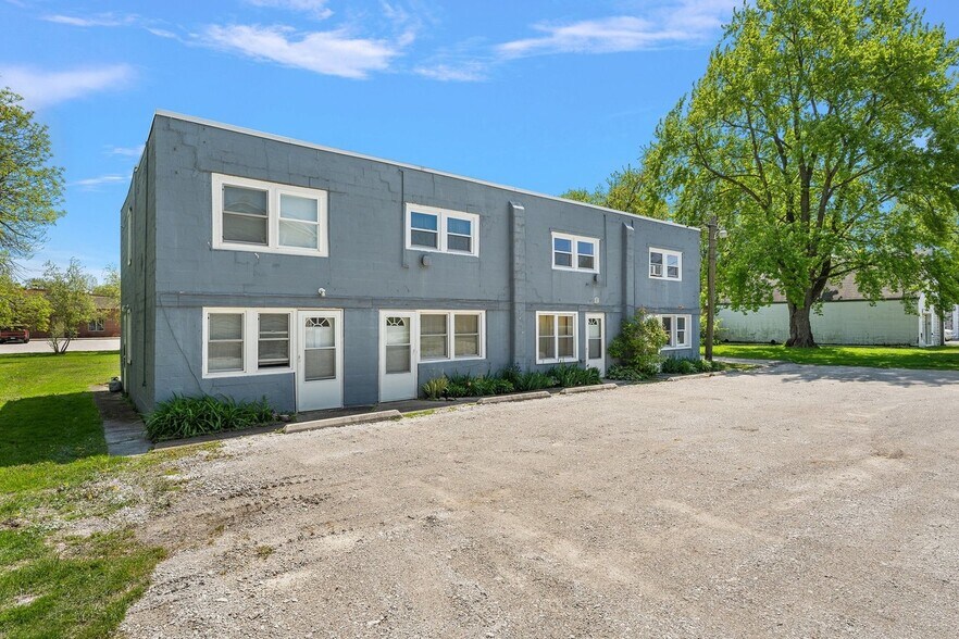 Primary Photo Of 19061 Wentworth Ave, Lansing Multifamily For Sale