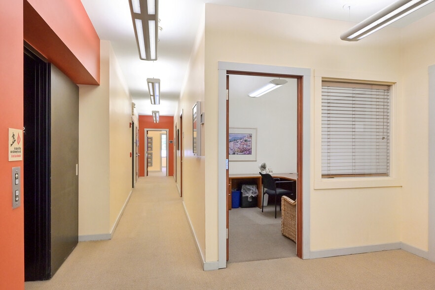 More Photos Of 1717-1719 Powell St, San Francisco Office For Lease