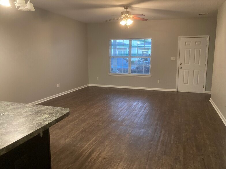 More Photos Of 615 Glade Fern Way, Tifton Apartments For Sale