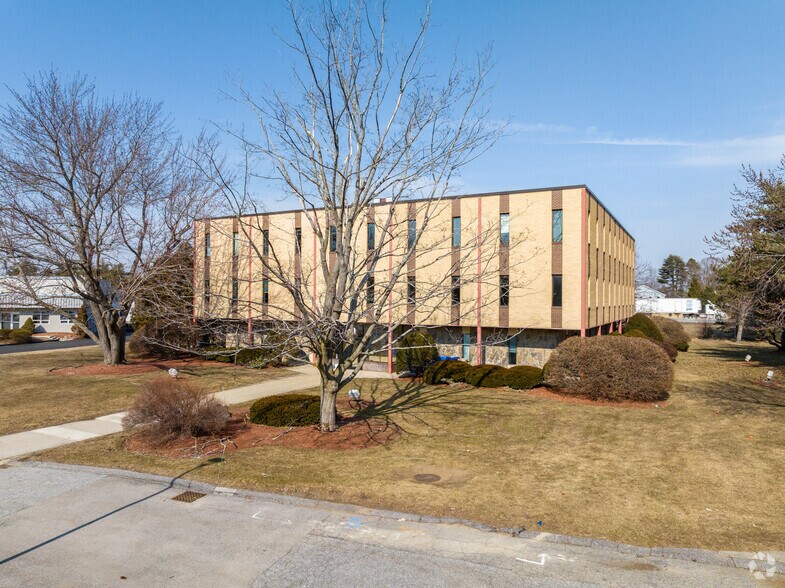 More Photos Of 20 Industrial Park Dr, Nashua Office For Sale
