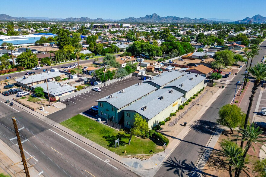 More Photos Of 2234 W Hazelwood St, Phoenix Apartments For Sale