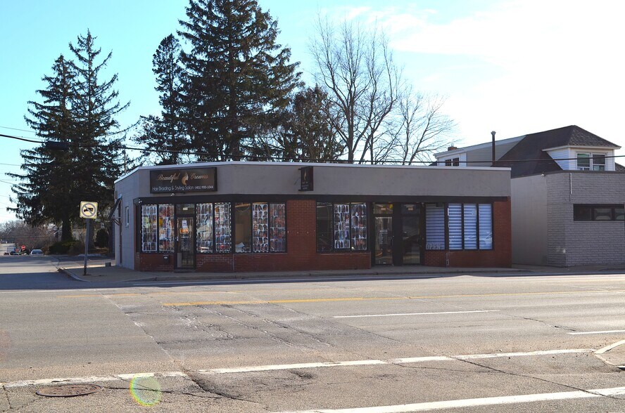 More Photos Of 512 Reservoir Ave, Cranston Freestanding For Sale