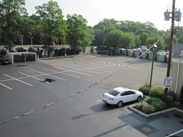 More Photos Of 2155 Jericho Tpke, Commack Medical For Lease