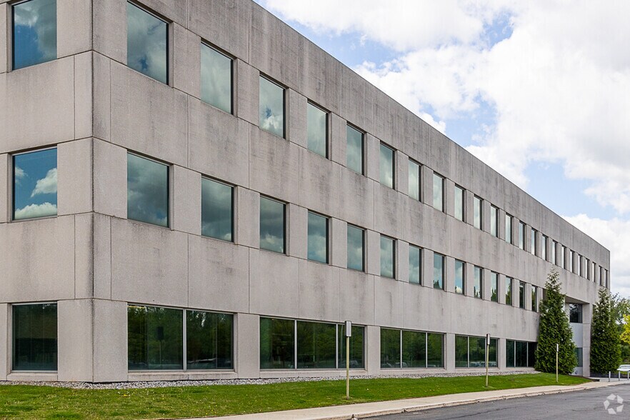 More Photos Of 150 College Rd W, Princeton Coworking Space