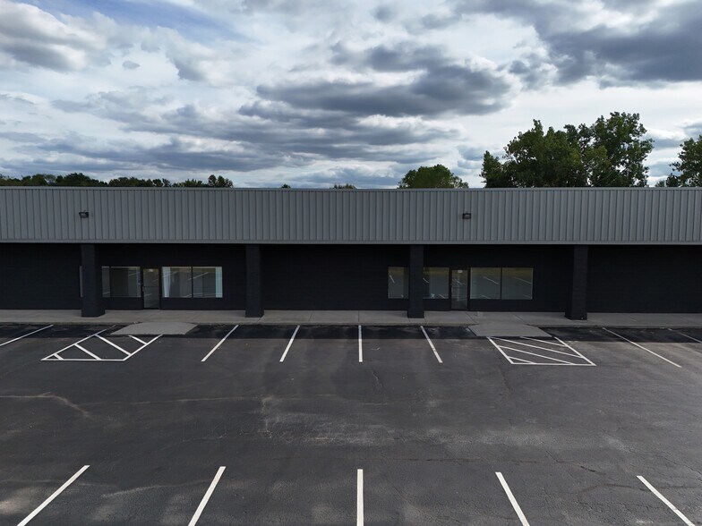 More Photos Of 609-621 E Bigelow Ave, Findlay Light Distribution For Lease