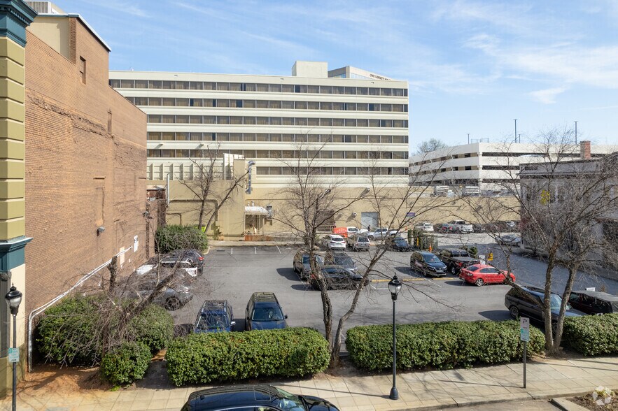 More Photos Of 200 N Main St, Greenville Office Residential For Lease