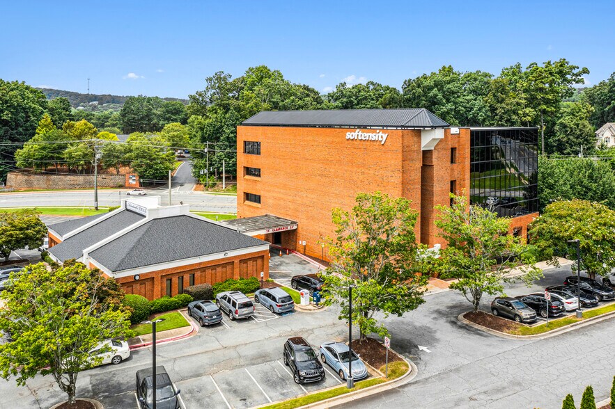 Primary Photo Of 2265 Roswell Rd, Marietta Medical For Lease