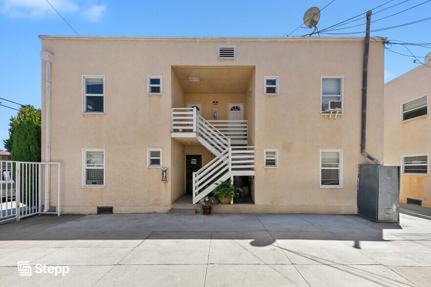 More Photos Of 1161 E 1st St, Long Beach Apartments For Sale