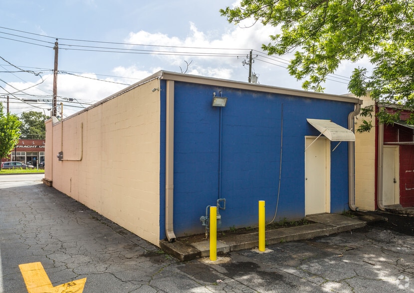 More Photos Of 630 S Central Ave, Atlanta Specialty For Lease