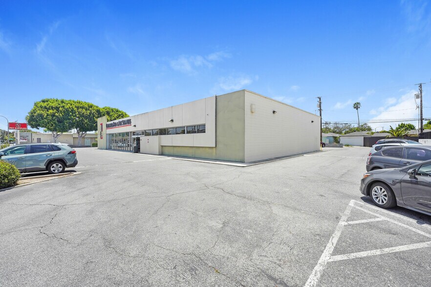 More Photos Of 5299 Sepulveda Blvd, Culver City Freestanding For Lease