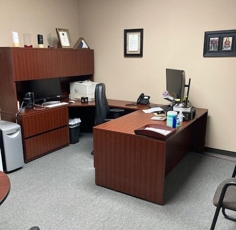 More Photos Of 6300 Gulfton St, Houston Office For Sale