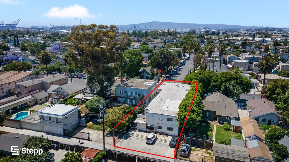 More Photos Of 1070 Chestnut Ave, Long Beach Apartments For Sale