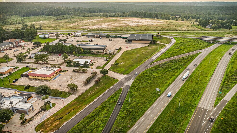 More Photos Of 100 Southpoint Loop, Livingston Restaurant For Sale