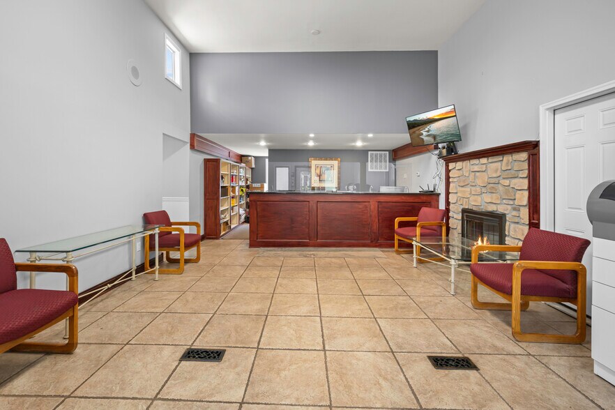 More Photos Of 10 Hunter Ave, Miller Place Office Residential For Sale