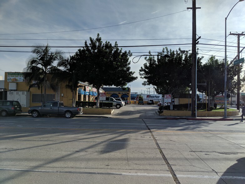 More Photos Of 16502 S Main St, Gardena General Retail For Sale
