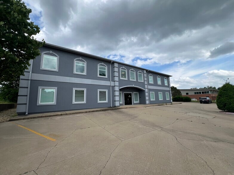 Primary Photo Of 117 Parkwood St, Lowell Office For Sale