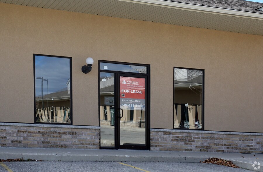 More Photos Of 1828 Blue Heron Dr, London Service For Lease