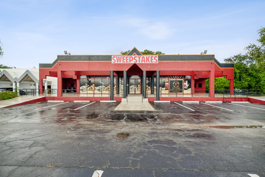 Primary Photo Of 4405 S US Highway 1, Fort Pierce Auto Dealership For Lease