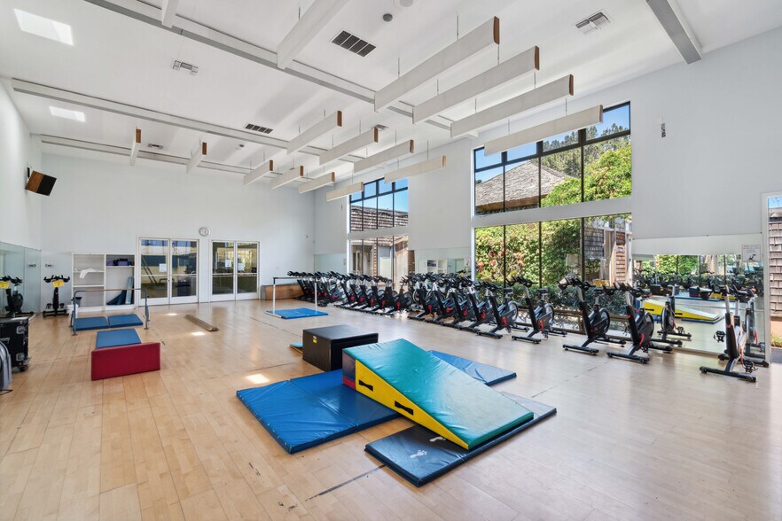 More Photos Of 200 Packet Landing Rd, Alameda Health Club For Sale