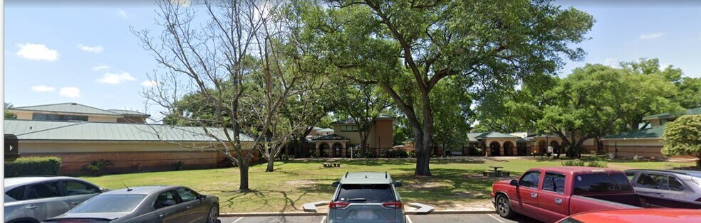 Primary Photo Of 4500 BLK N Davis hwy, Pensacola Land For Sale