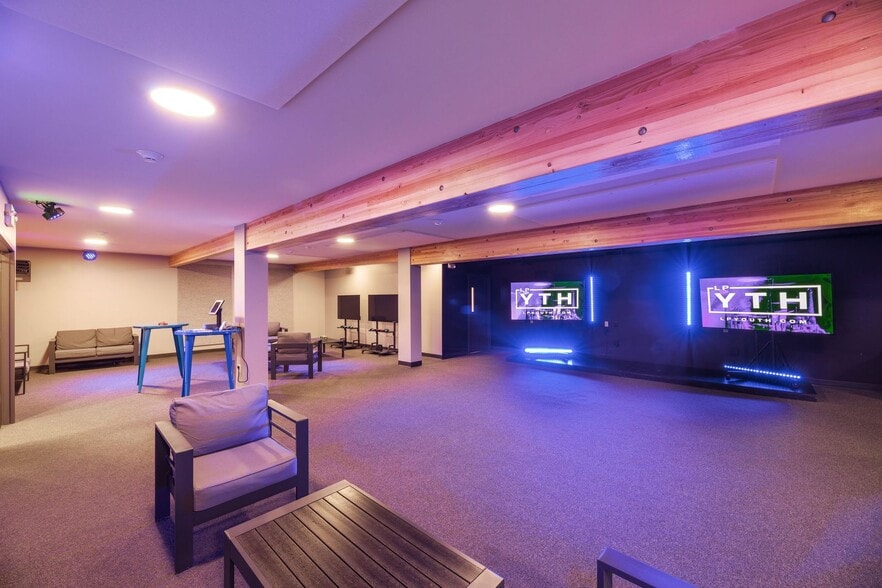 More Photos Of 1607 4th St, Marysville Specialty For Sale