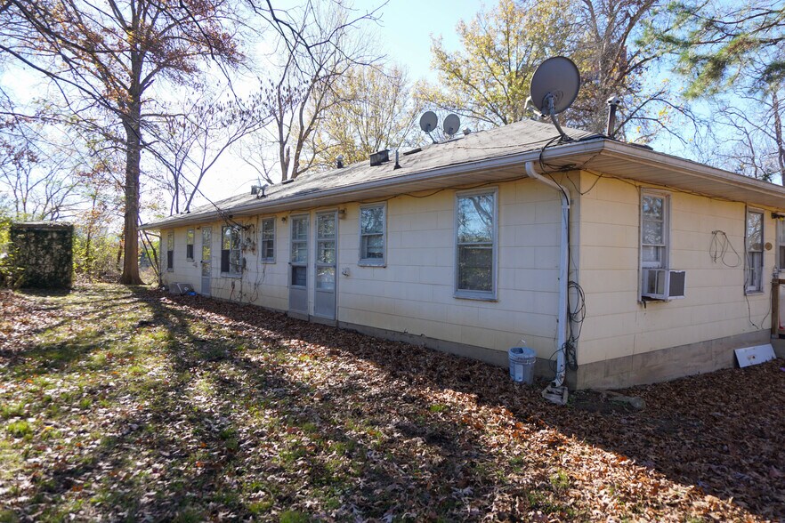 More Photos Of 13275 Old Wire Outer Rd, Rolla Multifamily For Sale