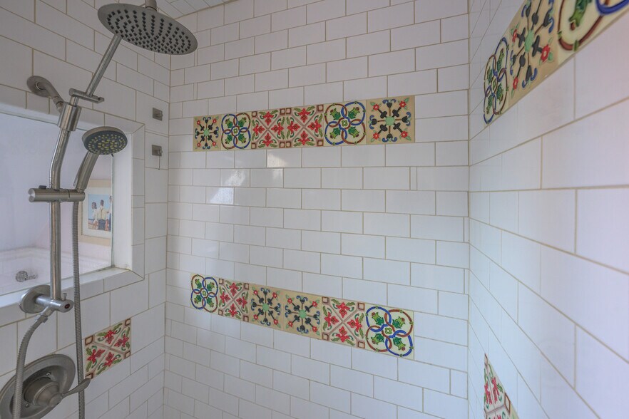 More Photos Of 518 Main St, Great Barrington Hospitality For Sale